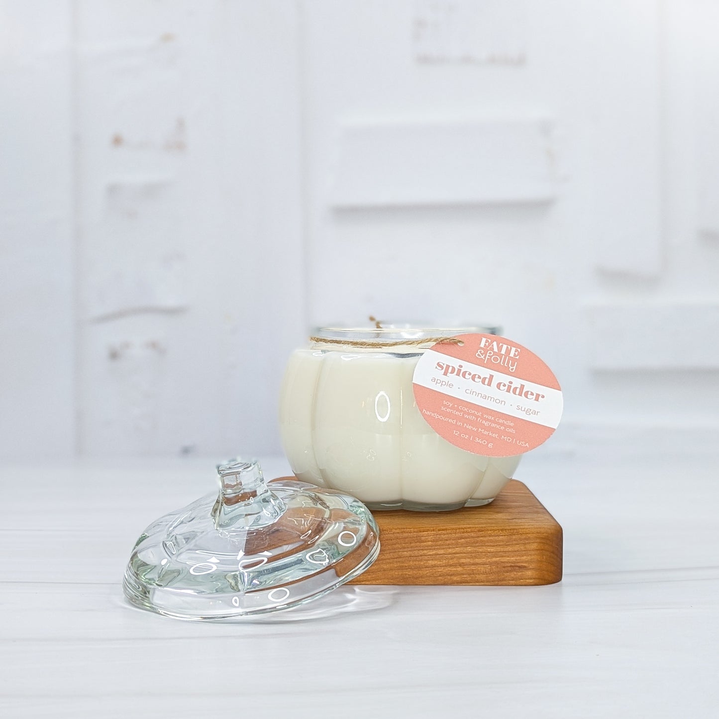 15oz Pumpkin - Premium Soy + Coconut Wax Candle with Wood Wick - Spiced Cider