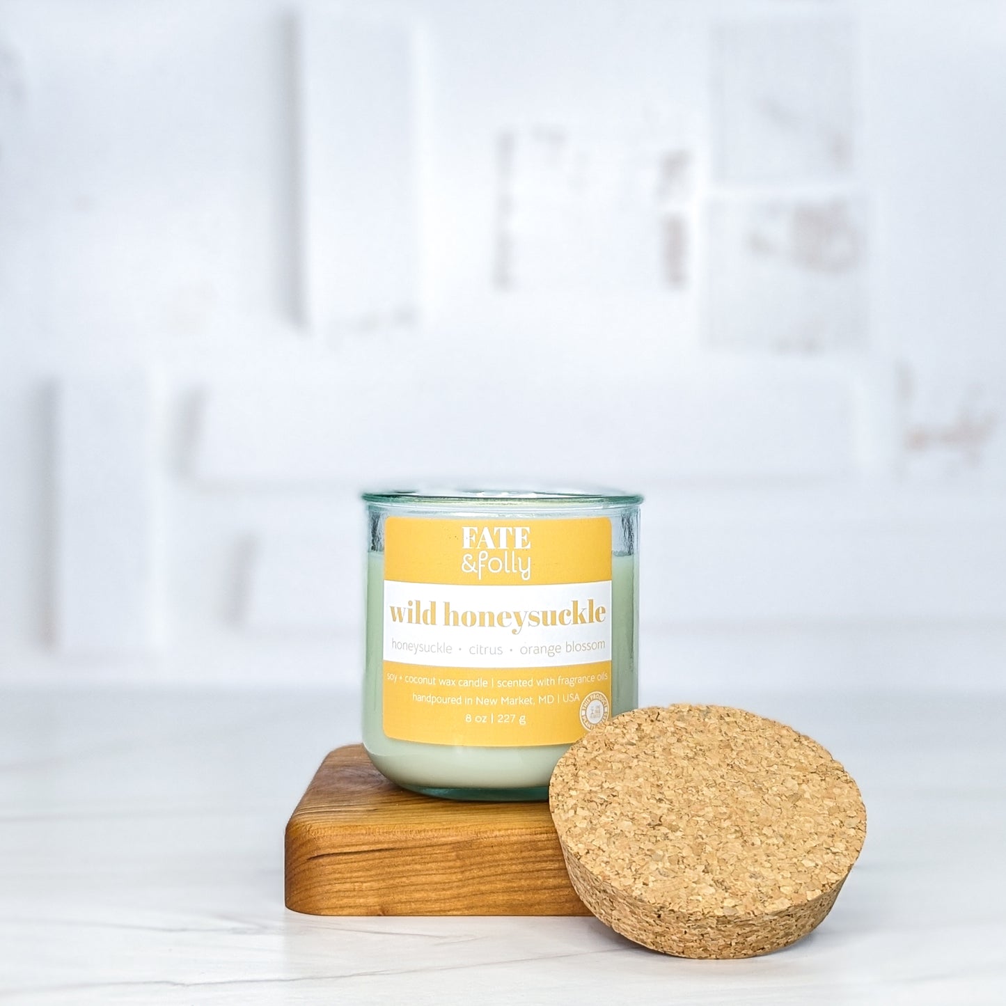 8oz Premium Soy/Coconut Wax Candle - Wild Honeysuckle