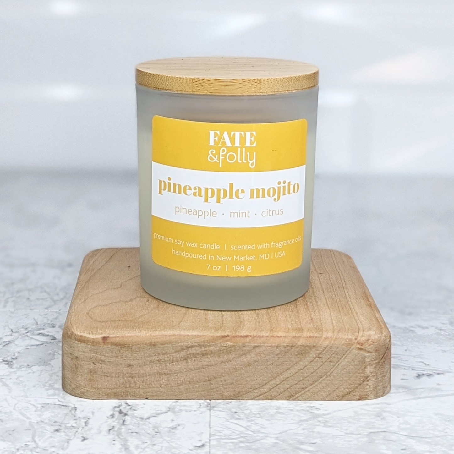 Premium Soy Wax Candle with Wood Wick - Pineapple Mojito
